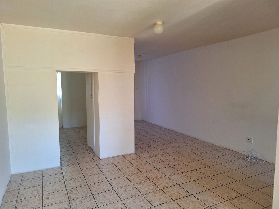 8 Bedroom Property for Sale in Retief Eastern Cape